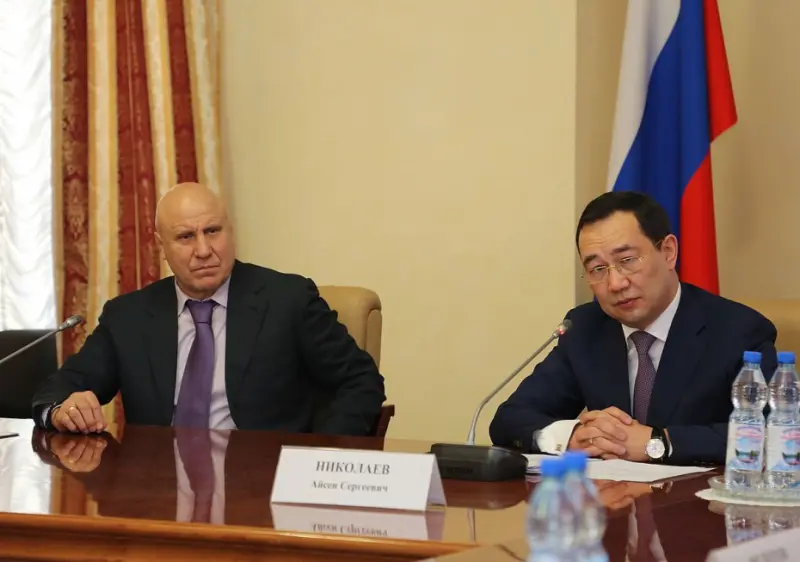 Айсен Николаев провёл заседание оргкомитета по проведению Кубка мира по вольной борьбе – 2019