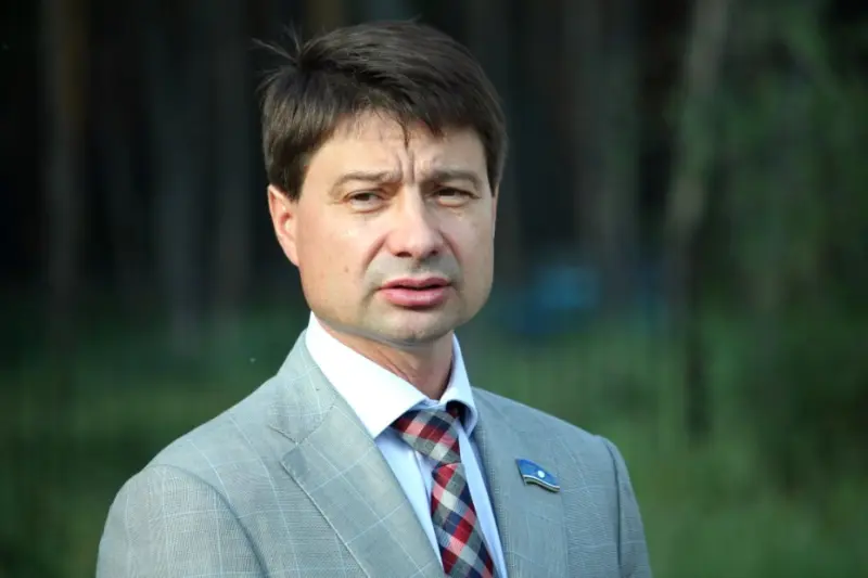 «Мы - хозяева нашей земли, поэтому должны вести себя достойно»: Владимир Федоров о радикальном настрое якутского общества