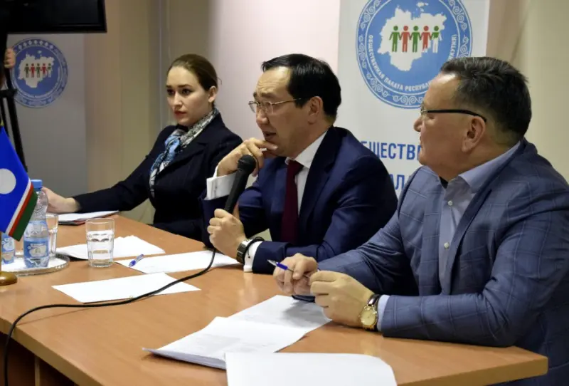Айсен Николаев предлагает вывести нелегальный бизнес из тени