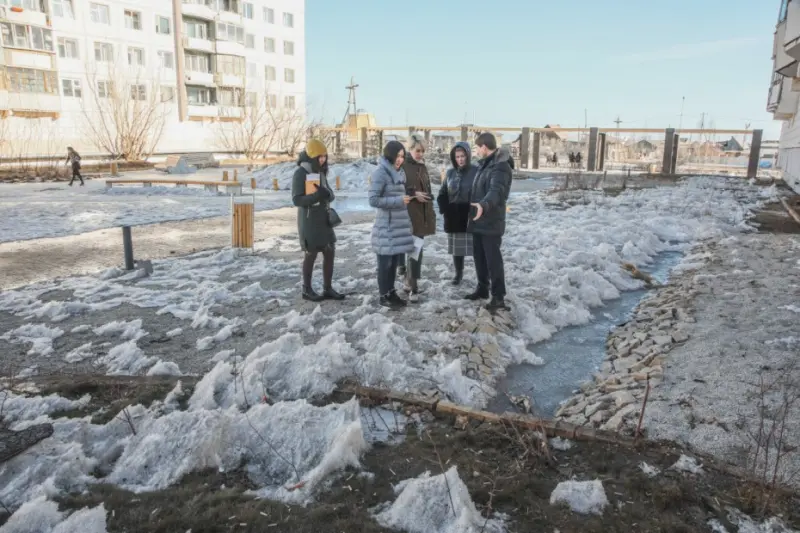 Мэрия Якутска недовольна качеством выполненных работ на Бульваре учителя и Сквере тружеников тыла