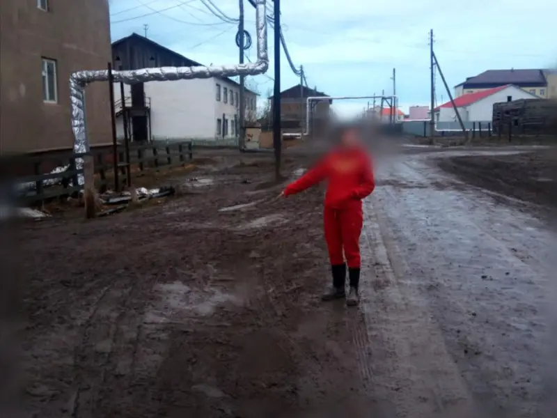Возбуждено уголовное дело в связи с нанесением ножевого ранения директору школы в Борогонцах