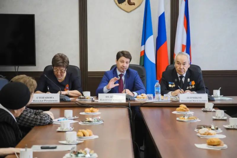 Владимир Федоров встретился со старейшинами города Якутска