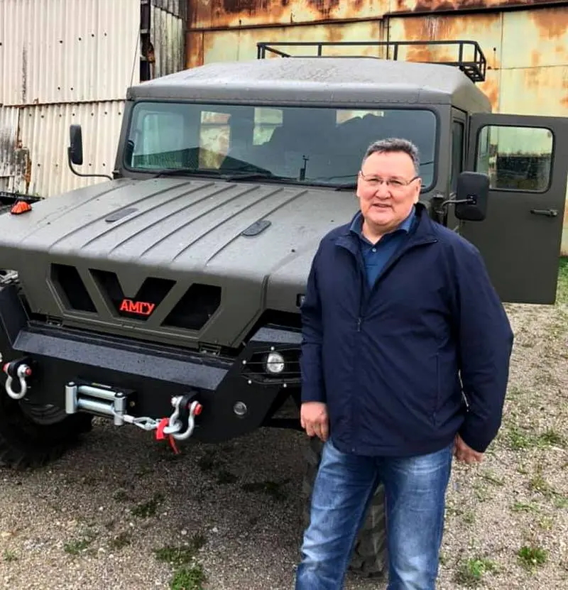 Якутский депутат обзавелся японским военным внедорожником. Автомобиль стал седьмым в его гараже