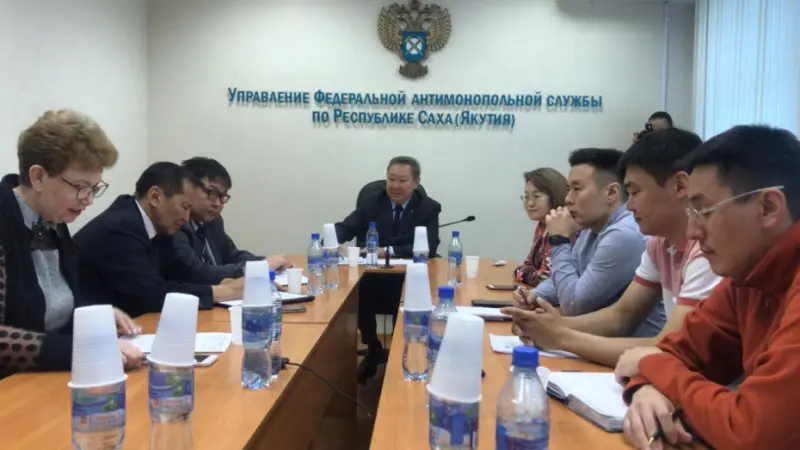 «Наценка с потолка»: предприниматели Якутии подозревают «Сахатраснефтегаз» в попытке дважды заработать на одной и той же услуге