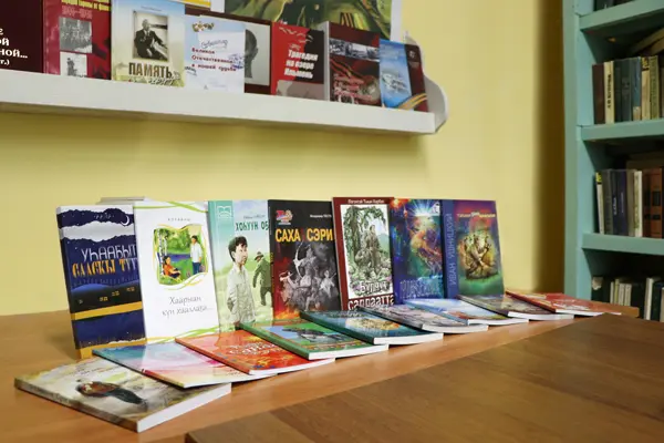 Общественный совет УФСИН передал в испр.колонии и след.изолятор более 300 экз.книг