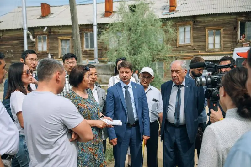 Федералу показали развалюхи