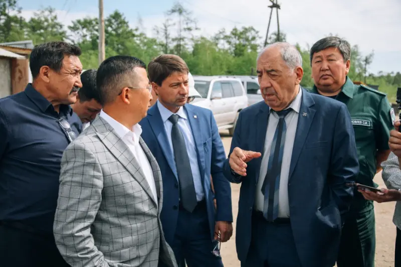 Игорь Шпектор проинспектировал сферу ЖКХ в Якутске