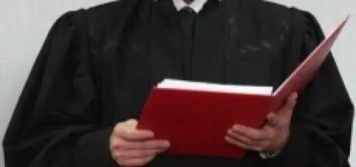 Суд удовлетворил иск прокуратуры г. Якутска в интересах инвалида о предоставлении жилья по договору социального найма