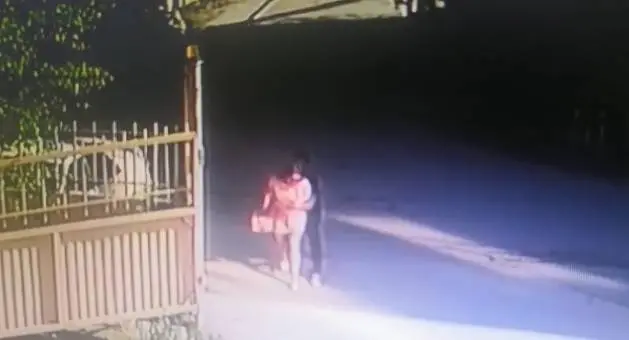 Напавший на женщину мужчина, не мигрант
