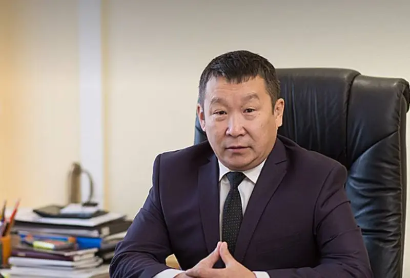 Якутский горсуд дисквалифицировал министра ЖКХ и энергетики Якутии Дмитрия Садовникова