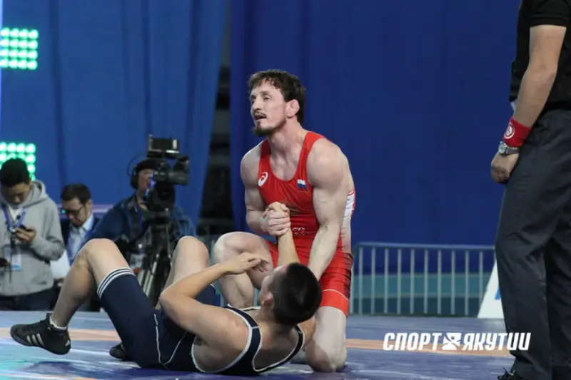 Упущенный финал Аксенова и чемпионская поступь Богомоева