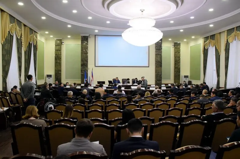 Мэрия Якутска: Требуется скорректировать законы по процедуре закупки жилья для сирот и эскроу-счетам