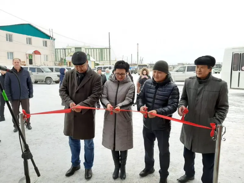 В Якутске открылась теплая остановка «Медцентр»