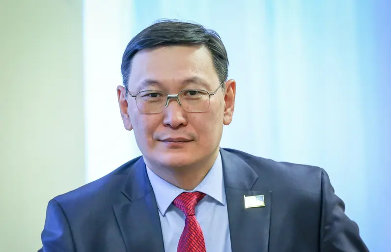Поздравление Владимира Егорова с Днем профтехобразования