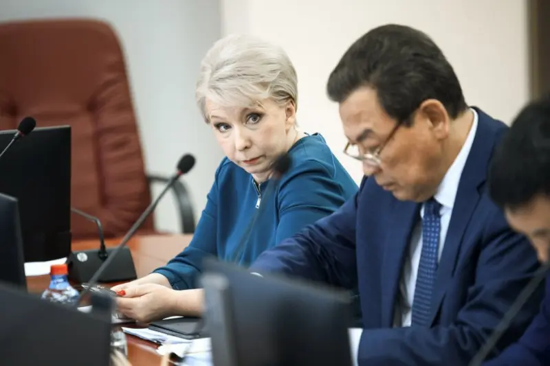 Ольга Балабкина приняла участие в заседании комитета Ил Тумэн