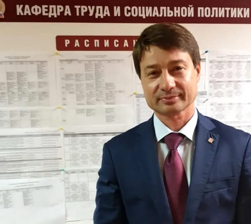 «Решение суда опротестую, учусь в РАНХиГС»: Владимир Федоров прокомментировал ситуацию с дипломом