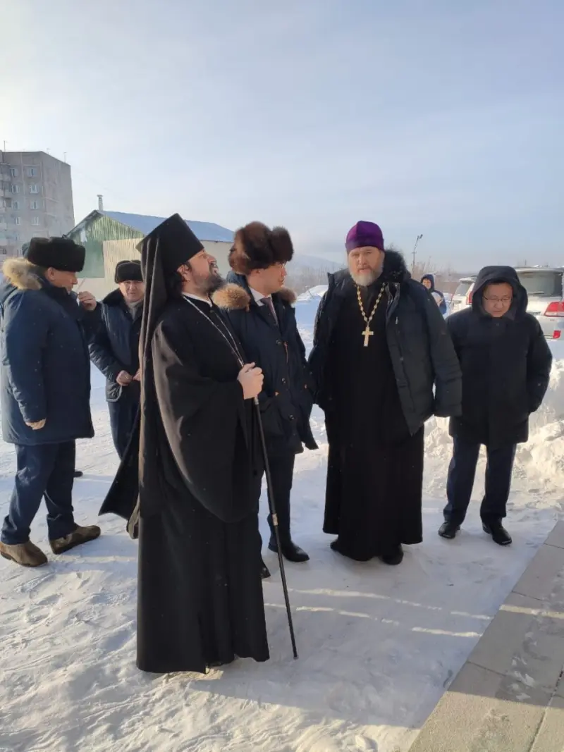 Айсен Николаев принял участие в молебне в Беркаките