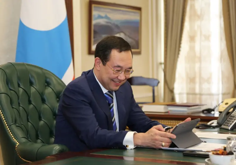 Айсену Николаеву представили основные итоги проекта «Покорители холода»