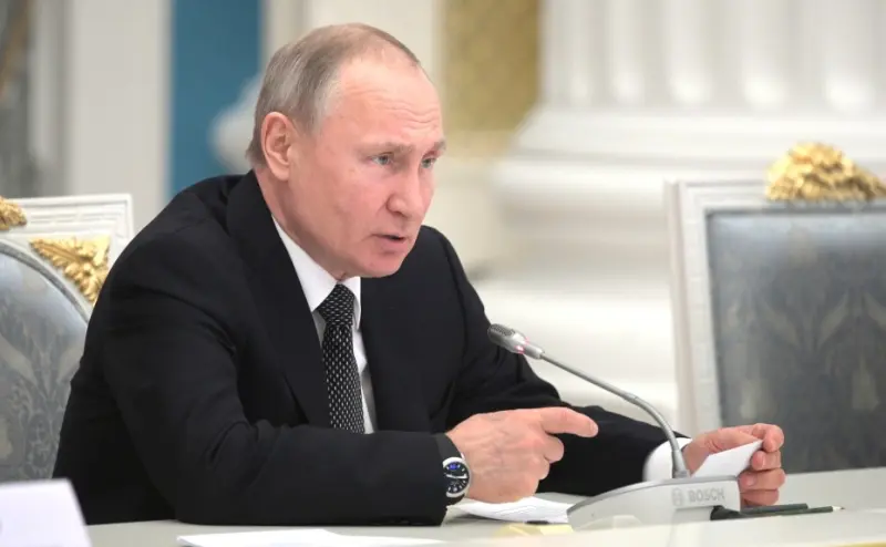 Поступило более 900 поправок в Конституцию Российской Федерации