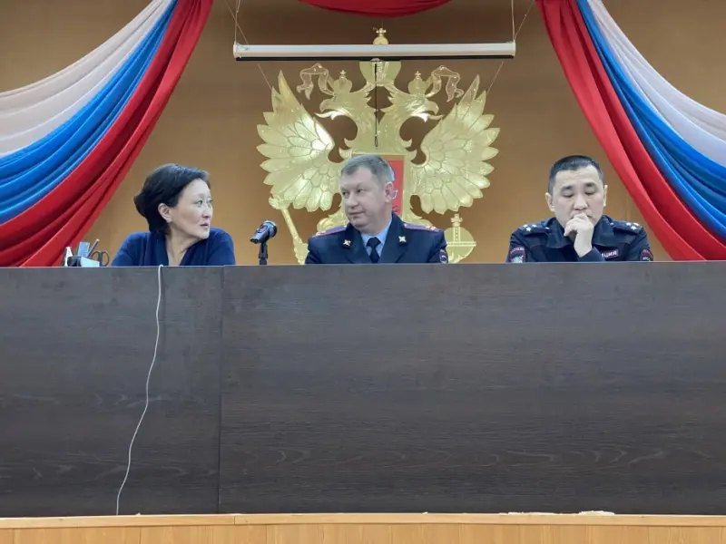 Полиция Якутска провела профилактическое мероприятие «Куратор»