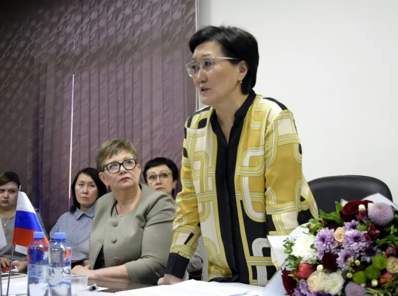 Мэр Якутска: Будем закупать продукты местных производителей для питания школьников