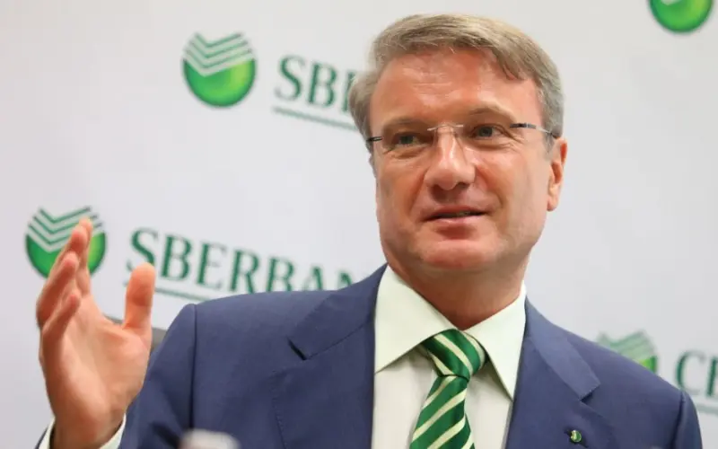 Герман Греф обратился с письмом к клиентам банка