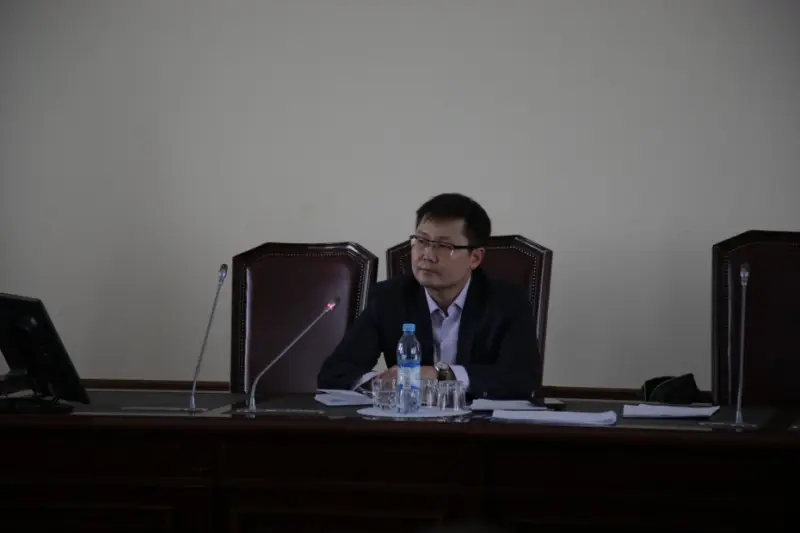 Еженедельная городская планерка ЖКХ: в Якутске начинаются противопаводковые мероприятия