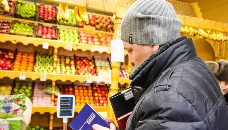 В Якутске проводятся рейды по пресечению незаконной торговой деятельности период ограничительных мер