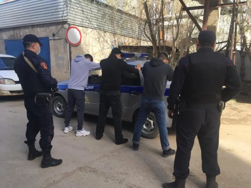 Росгвардейцами задержана группа молодых людей, подозреваемых в хищении велосипеда