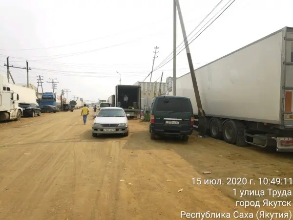 В Якутске по улице Труда прошли рейды по выявлению нелегальной торговли