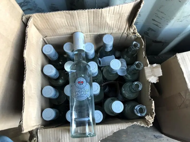 В Алданском районе возбуждено уголовное дело за нелегальный алкоголь в особо крупном размере
