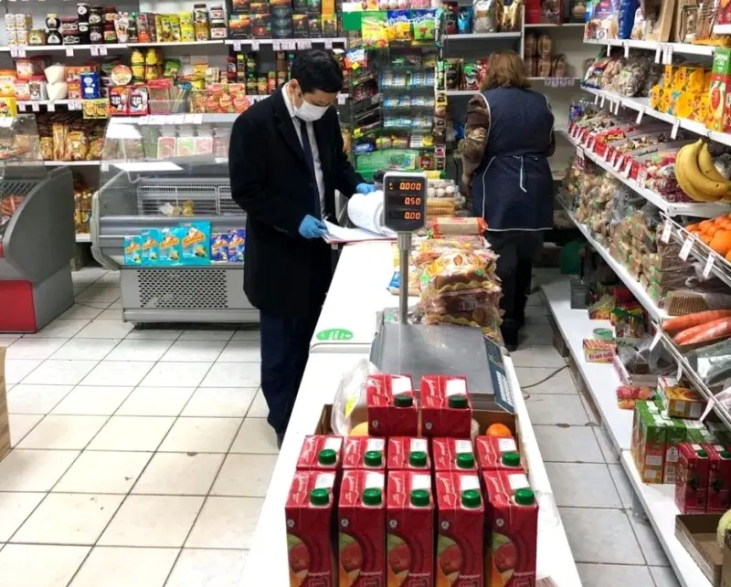В Якутске составлено 112 административных протоколов на нарушителей масочного режима в сфере торговли и общепита
