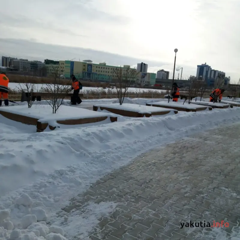 12 753 кубометров снега вывезено с улиц Якутска