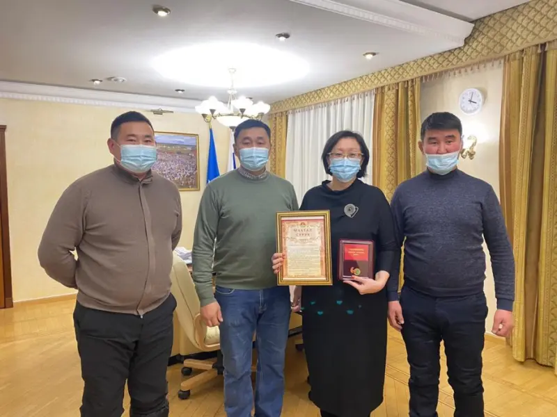 Сардане Авксентьевой присвоено звание «Почетный гражданин Баягантайского наслега»