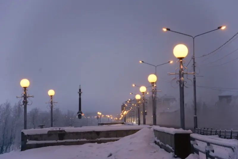 Виды города. Улица Чернышевского
