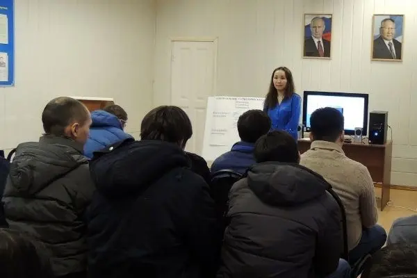 Психологи побеседовали с осужденными о вреде наркомании