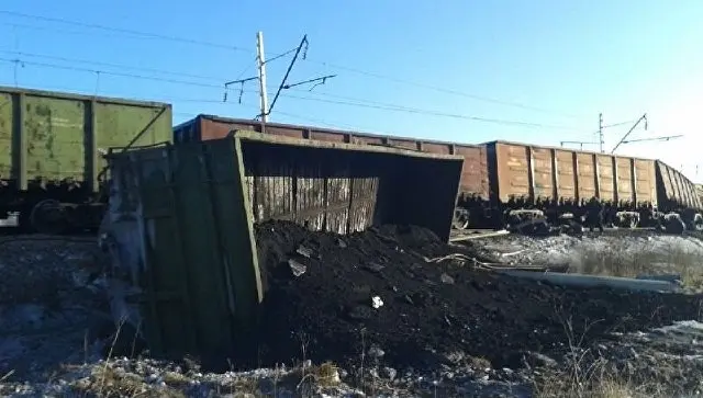 Из-за схода с рельсов состава с углём поезда, идущие в Нерюнгри, задержаны