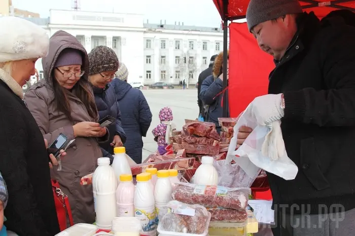 Выставка-ярмарка сельхозпродукции проходит в Якутске