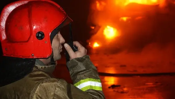 Пожар в квартире и частной бане ликвидировали пожарные