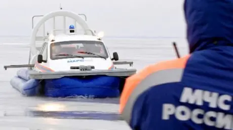 Поиски пропавших рыбаков пока не дали результата