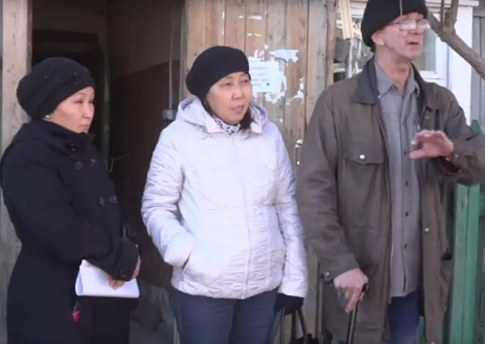 Жильцы Петра Алексеева 2/2: нас выживают из наших домов