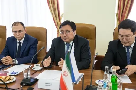 Александр Акимов встретился с иранскими парламентариями