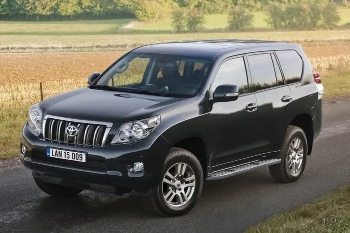 У якутянина отобрали «Land Cruiser Prado» за долги перед «Алмазкредитсервис»