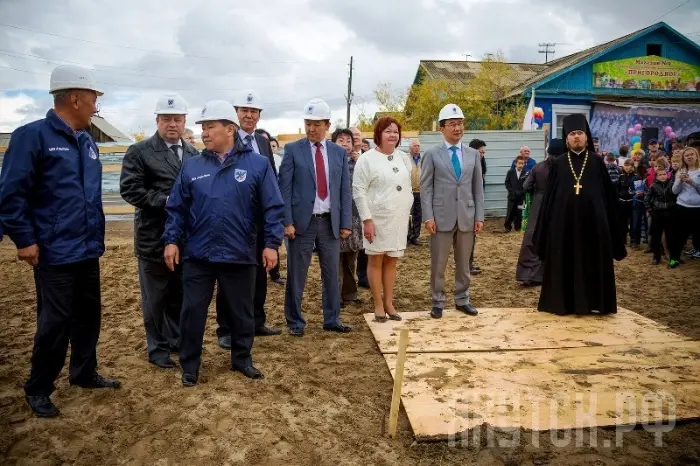 В Табаге установлена первая свая нового культурного центра