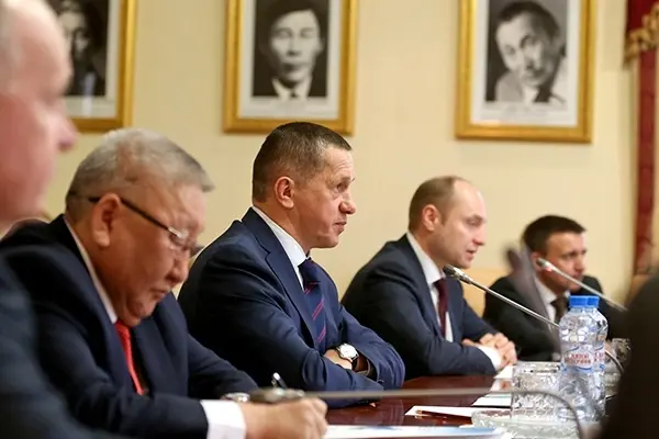 Трутнев  приедет проверить якутские ТОРы и инноваторов