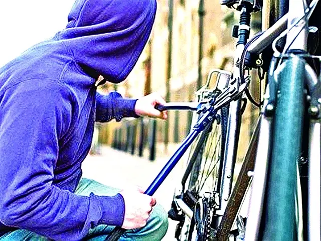 В Якутске полицейские задержали трёх похитителей велосипедов