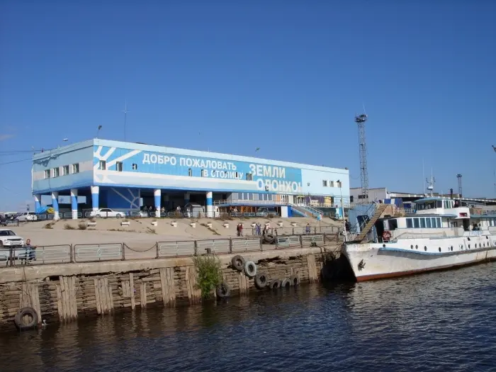 Транспортные полицейские пресекли факт продажи алкоголя несовершеннолетним