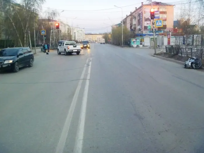 Водитель пикапа сбил мотоциклиста