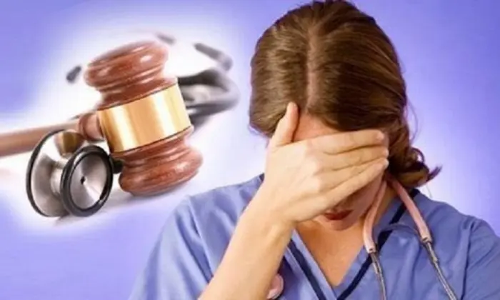 Причиной смерти роженицы могли быть нарушения медработников