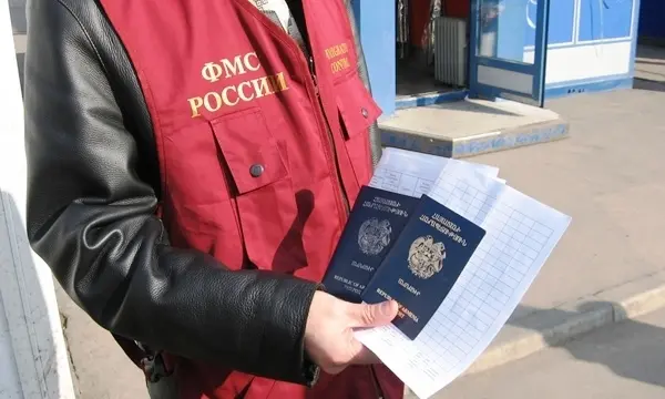 Жители Батагая пытались незаконно оформить мигранта